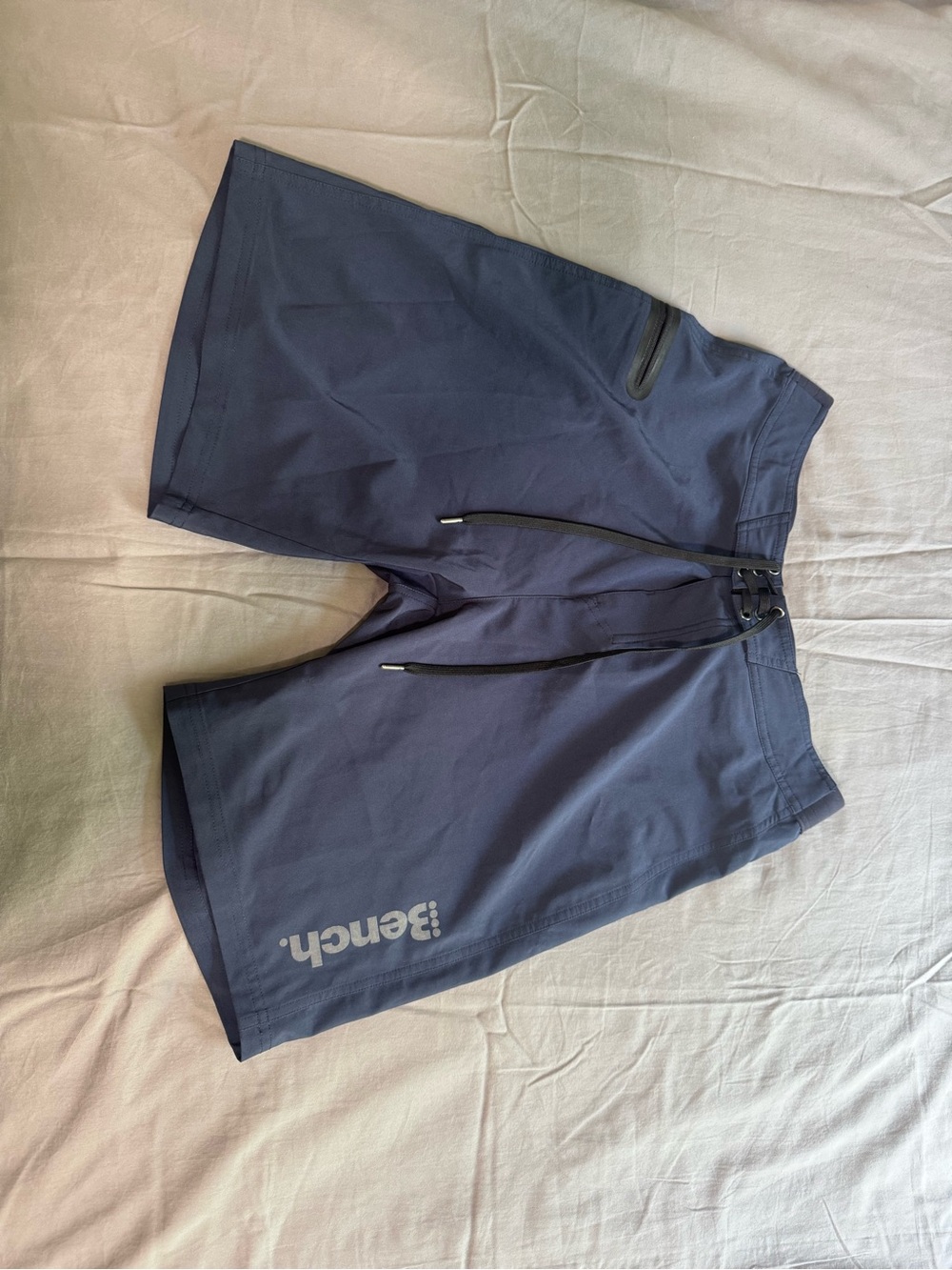 Bench board shorts